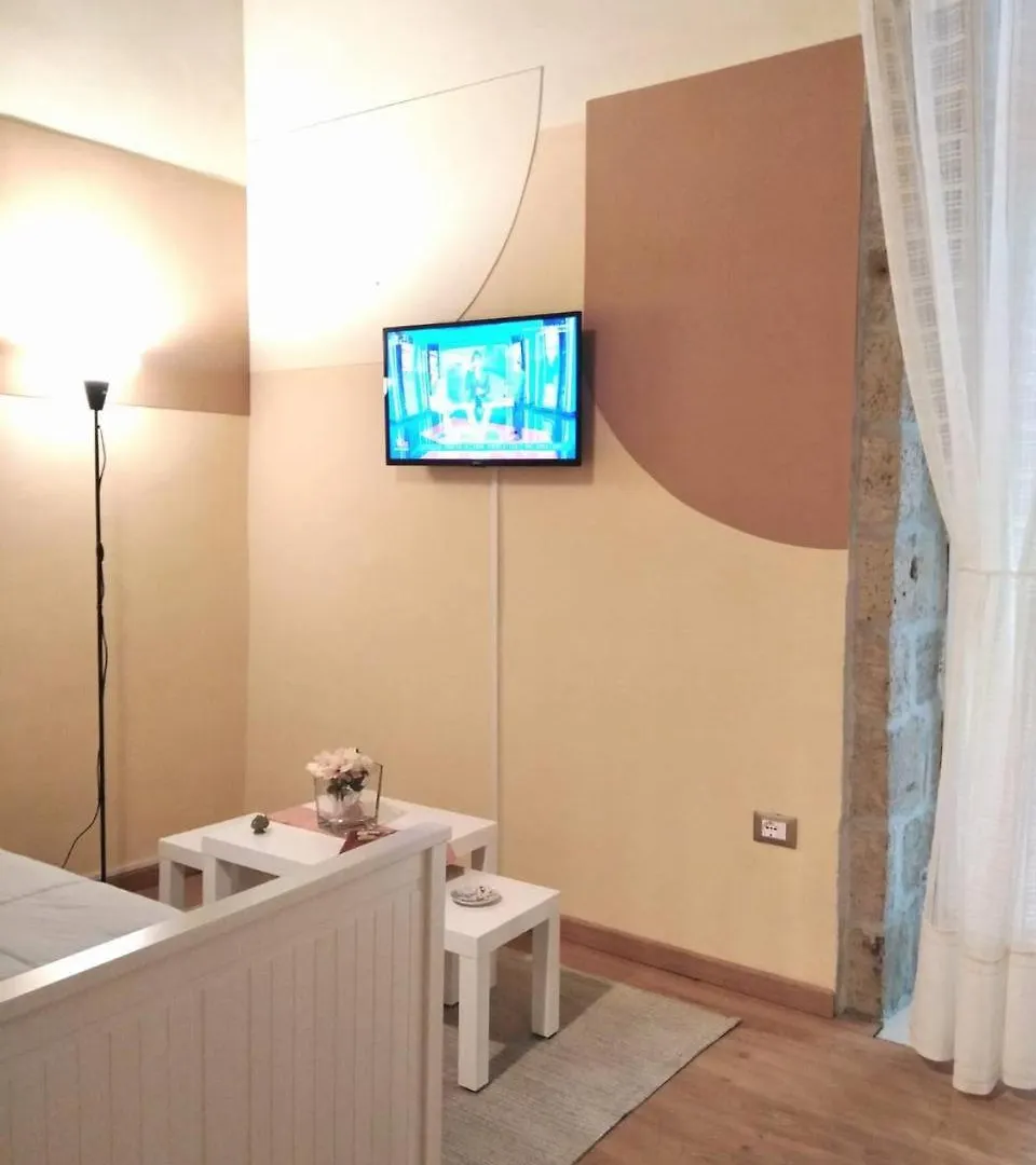 Little Home Toledo Naples Apartment